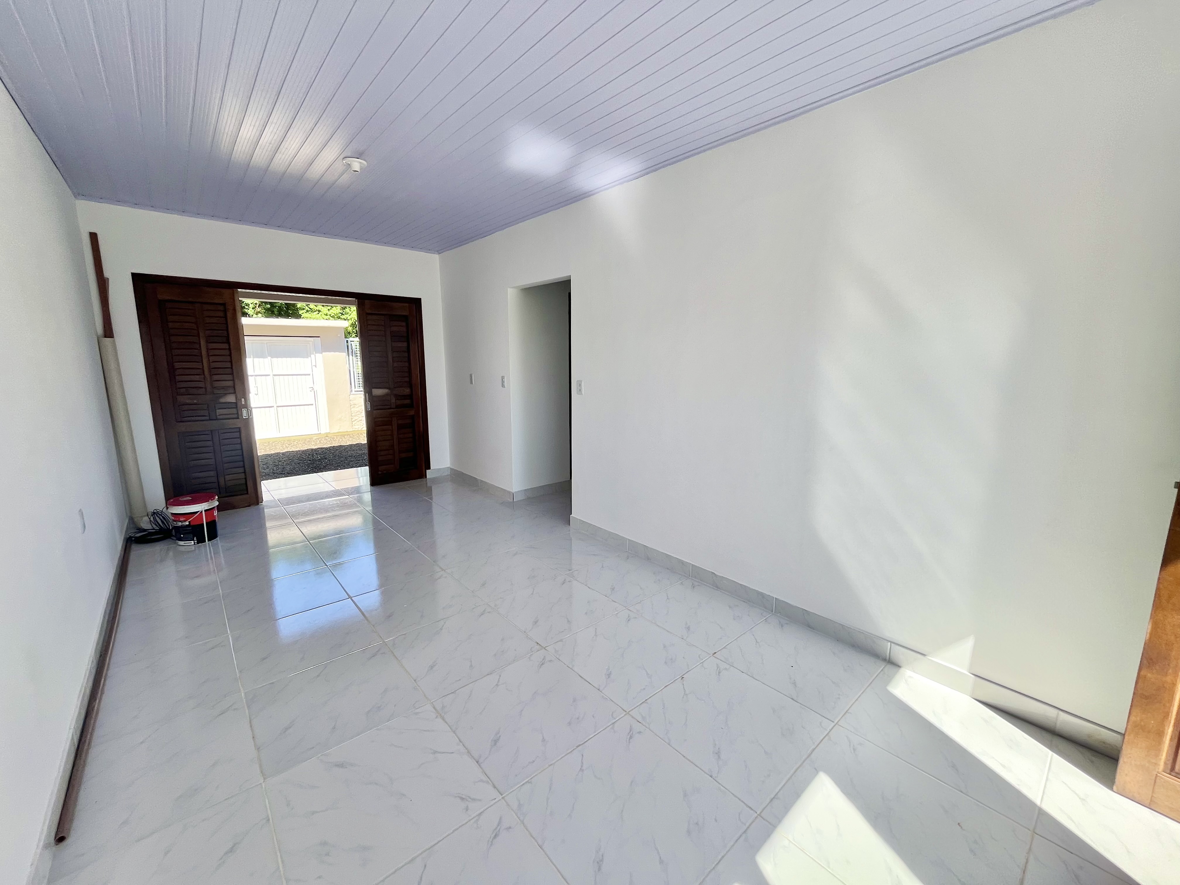 Foto do imóvel Casa 100% Reformada com Amplo Quintal no Monte Castelo