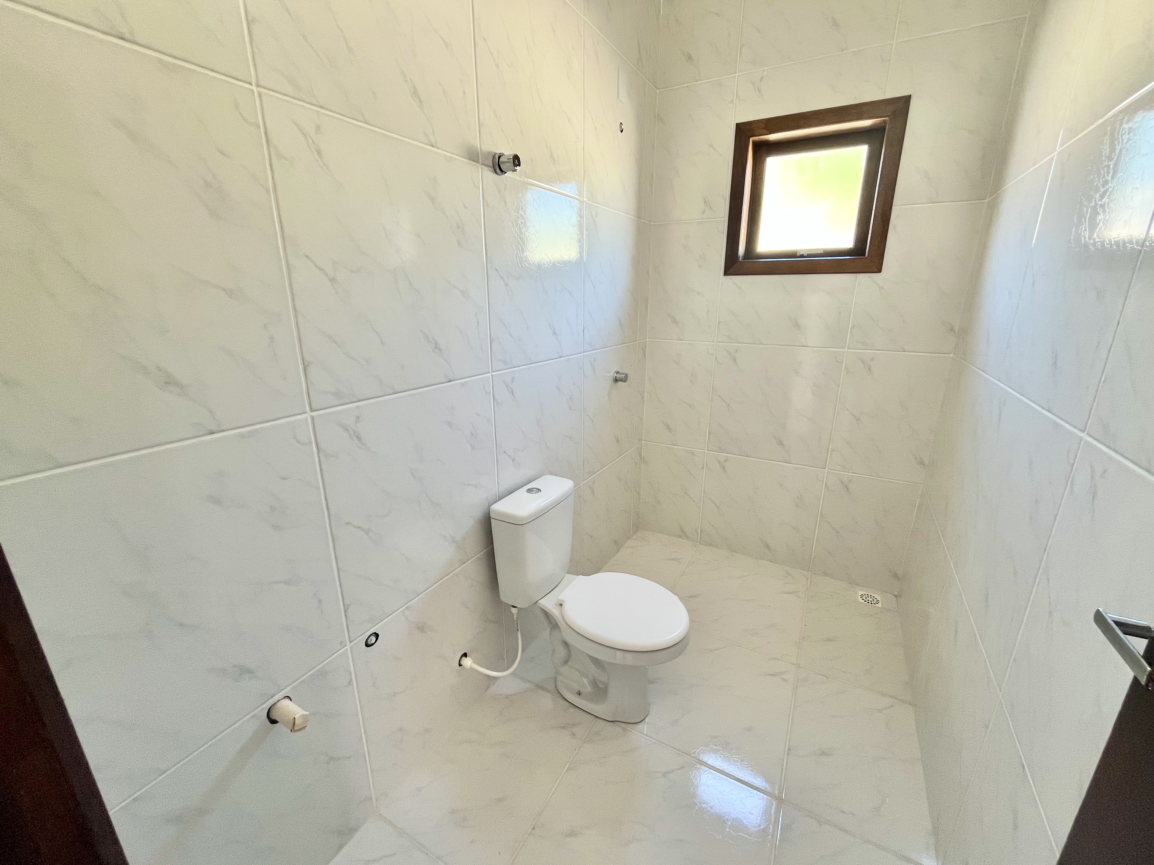 Foto do imóvel Casa 100% Reformada com Amplo Quintal no Monte Castelo