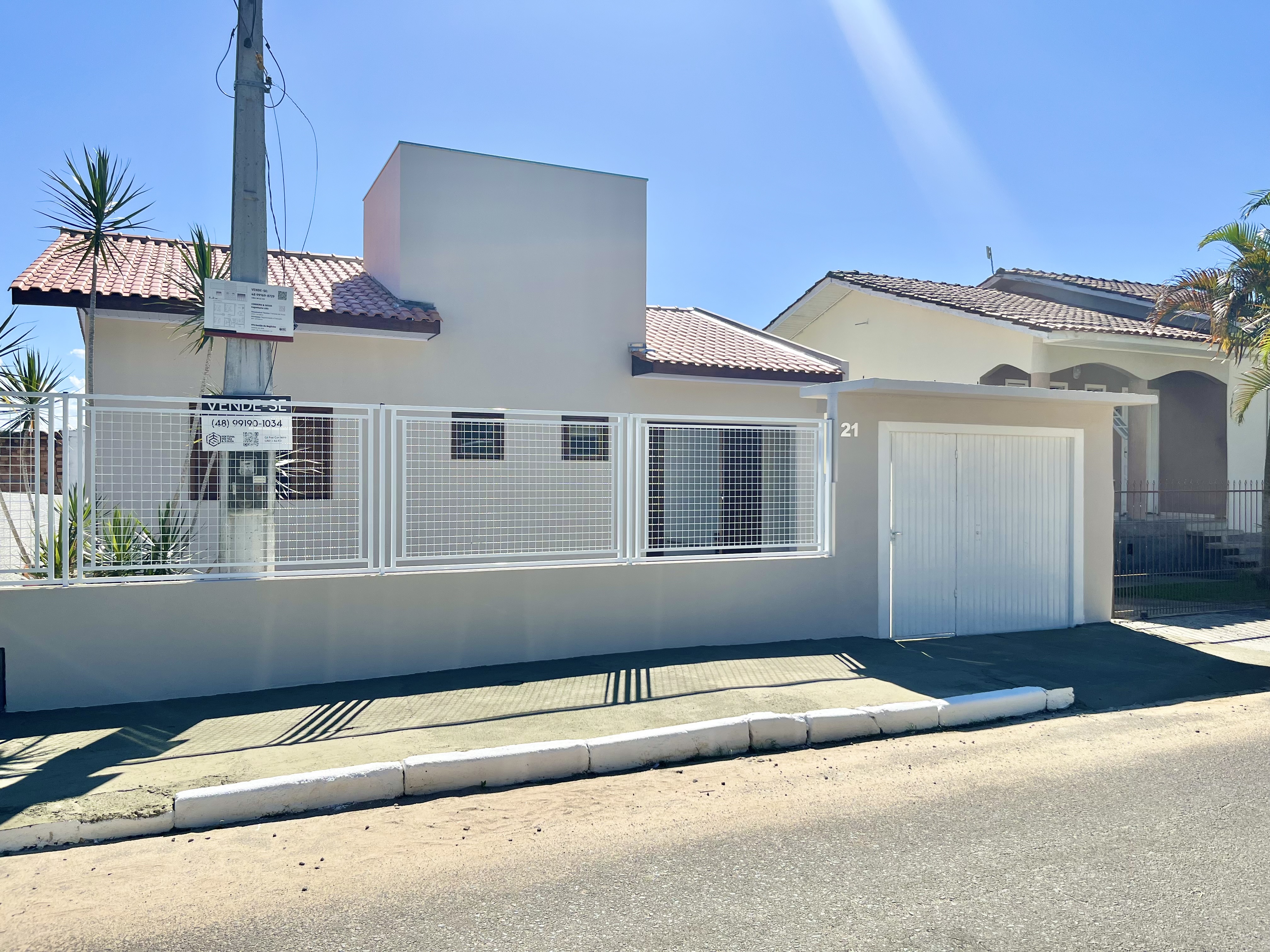 Foto do imóvel Casa 100% Reformada com Amplo Quintal no Monte Castelo